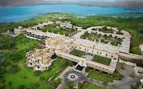 The Oberoi Udaivilas Udaipur Hotel India